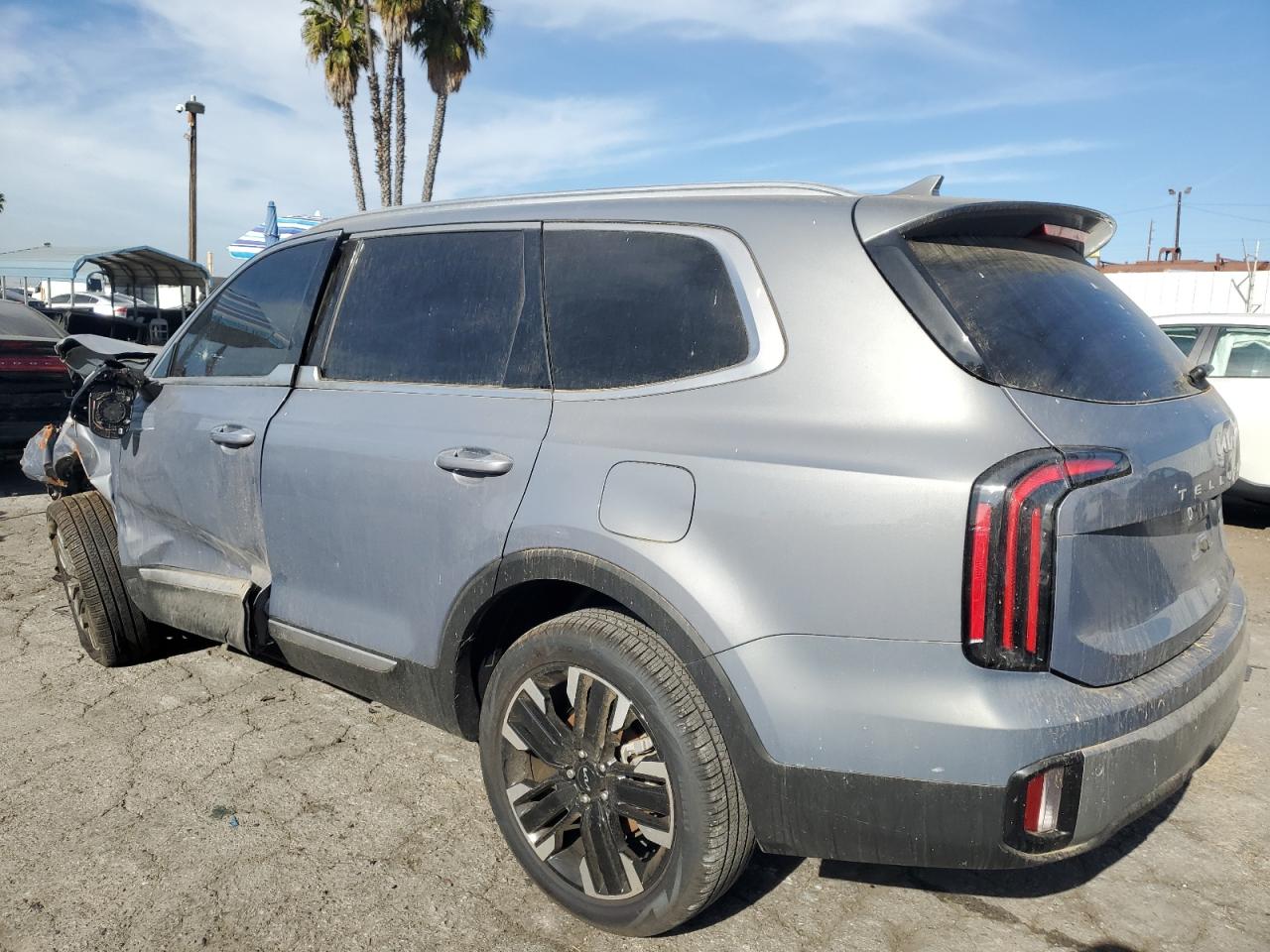 VIN 5XYP54GC8PG409603 2023 KIA TELLURIDE no.2