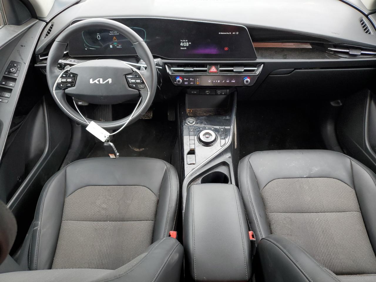 2023 Kia Niro - Image 8
