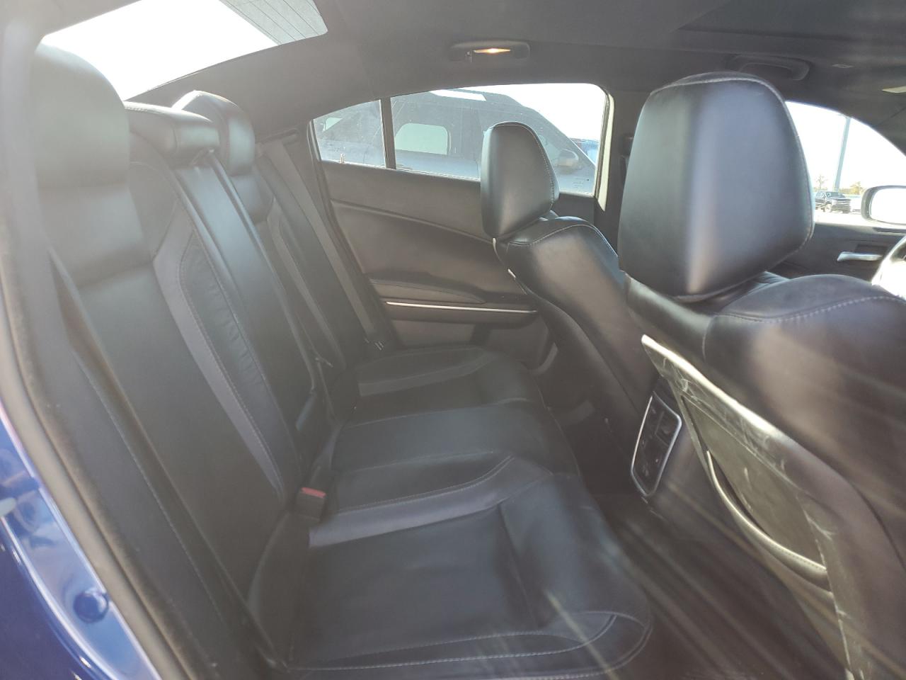 2020 Dodge Charger - Image 10