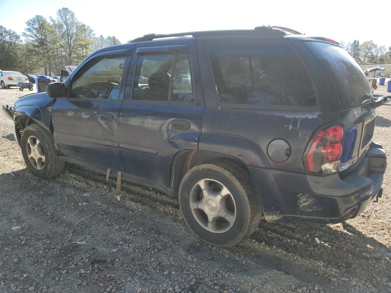 2008 Chevrolet TrailBlazer - Image 2