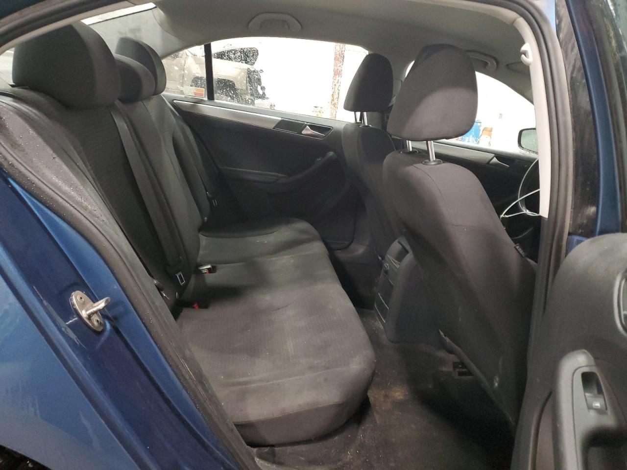 2015 Volkswagen Jetta - Image 10
