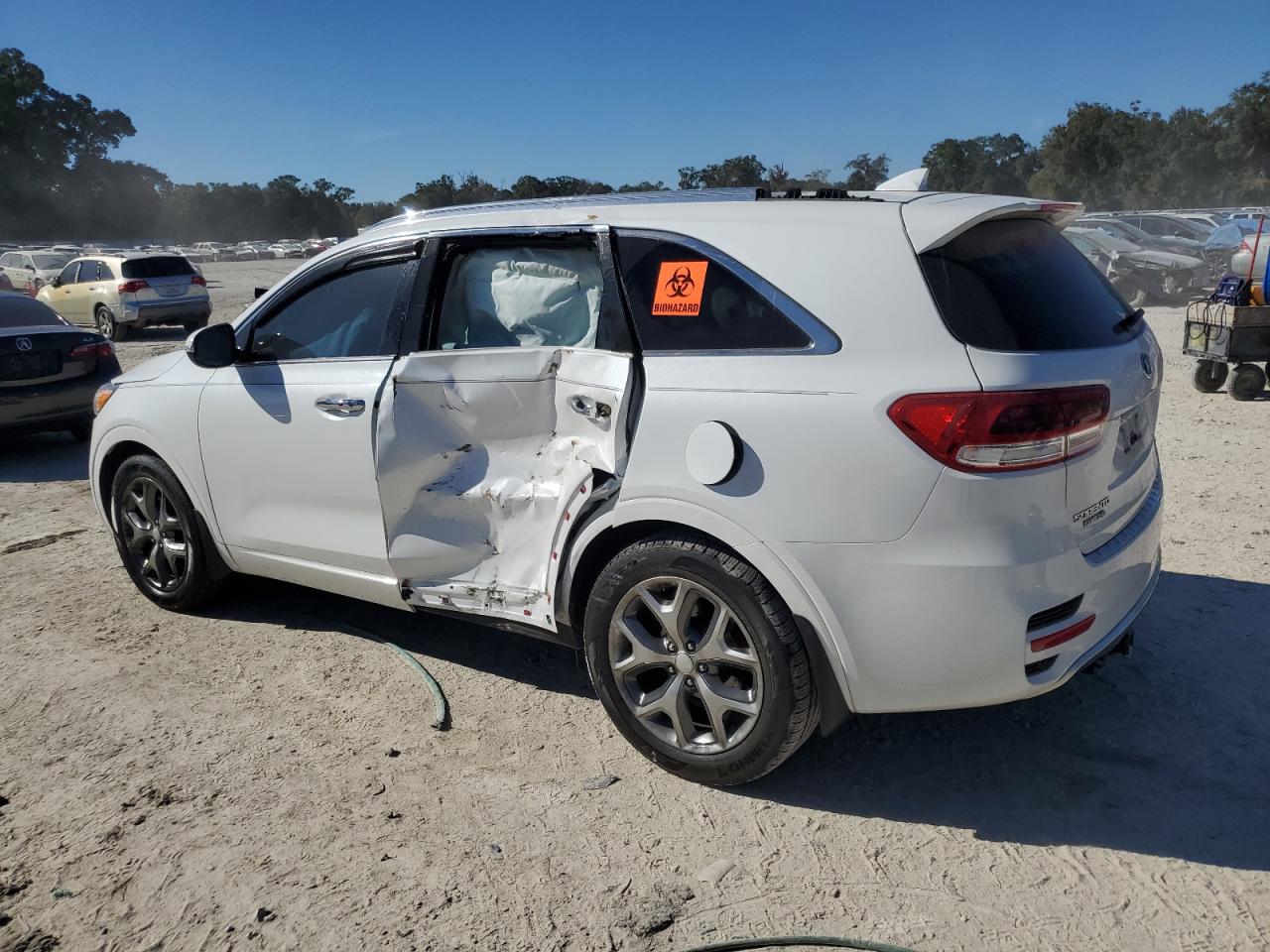 2018 Kia Sorento - Image 2