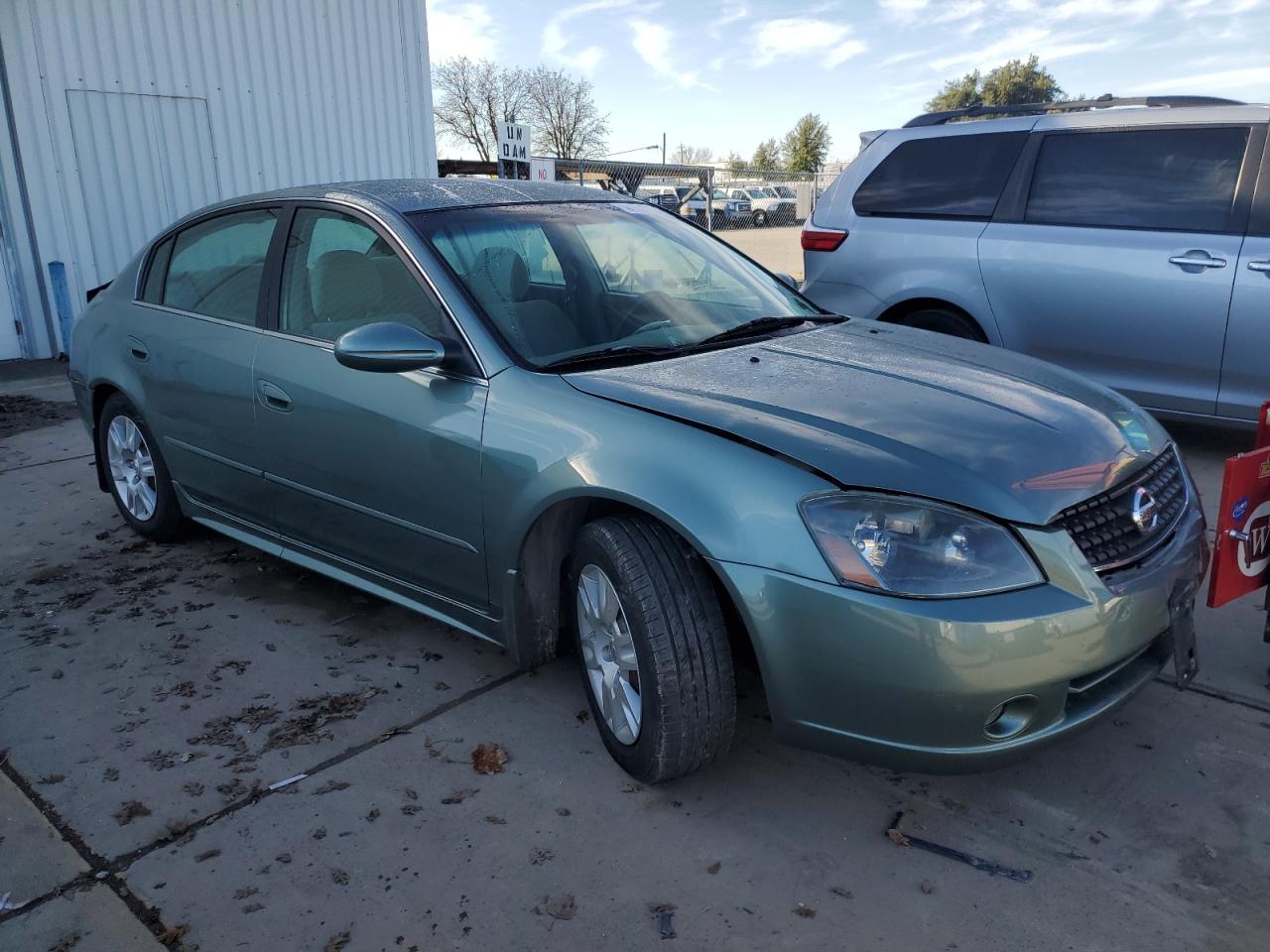 2005 Nissan Altima - Image 4