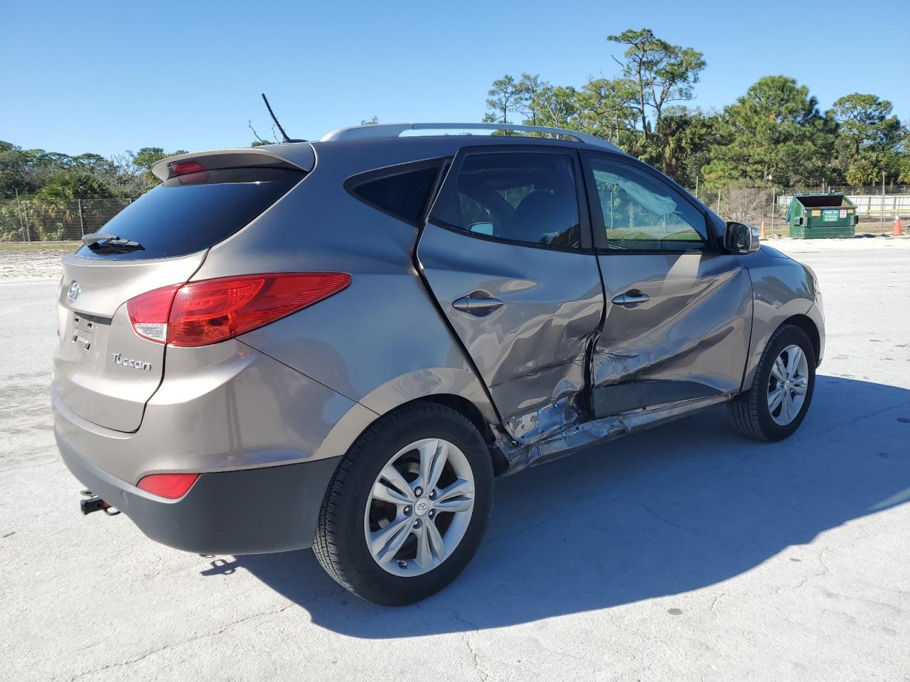 2013 Hyundai Tucson - Image 3