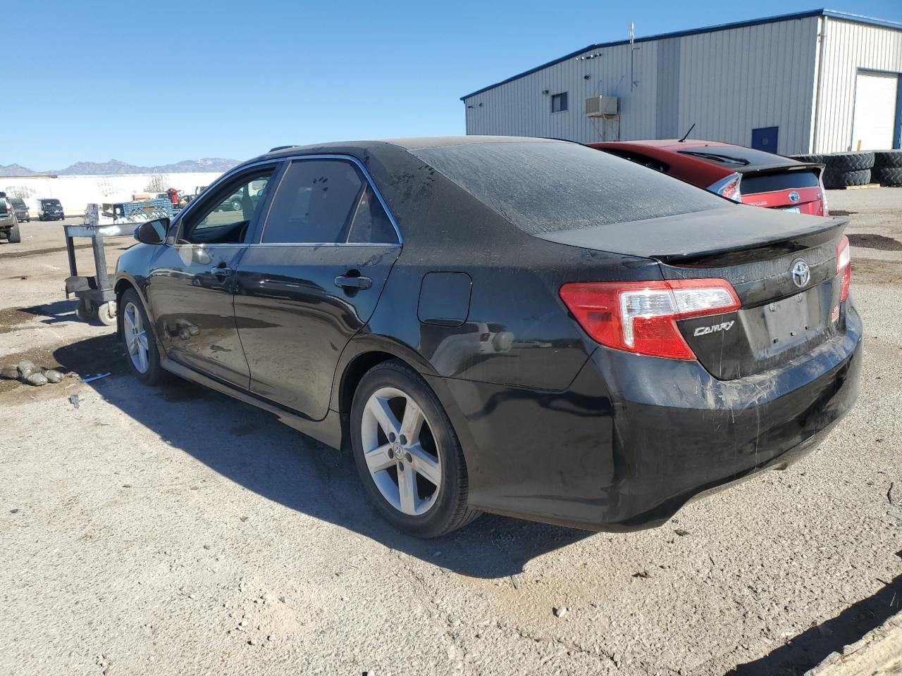 VIN 4T1BF1FK0DU220187 2013 TOYOTA CAMRY no.2