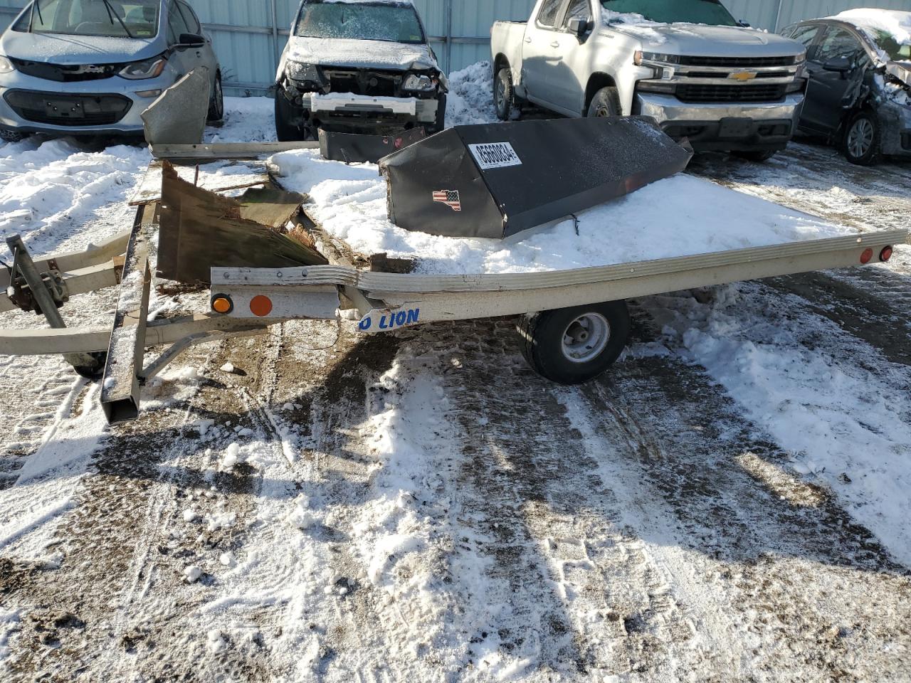 Center Rutland, VT에서 판매 중인 2000 Snow Trailer - Front End
