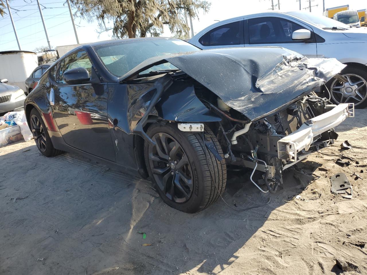 2016 Nissan 370Z - Image 4