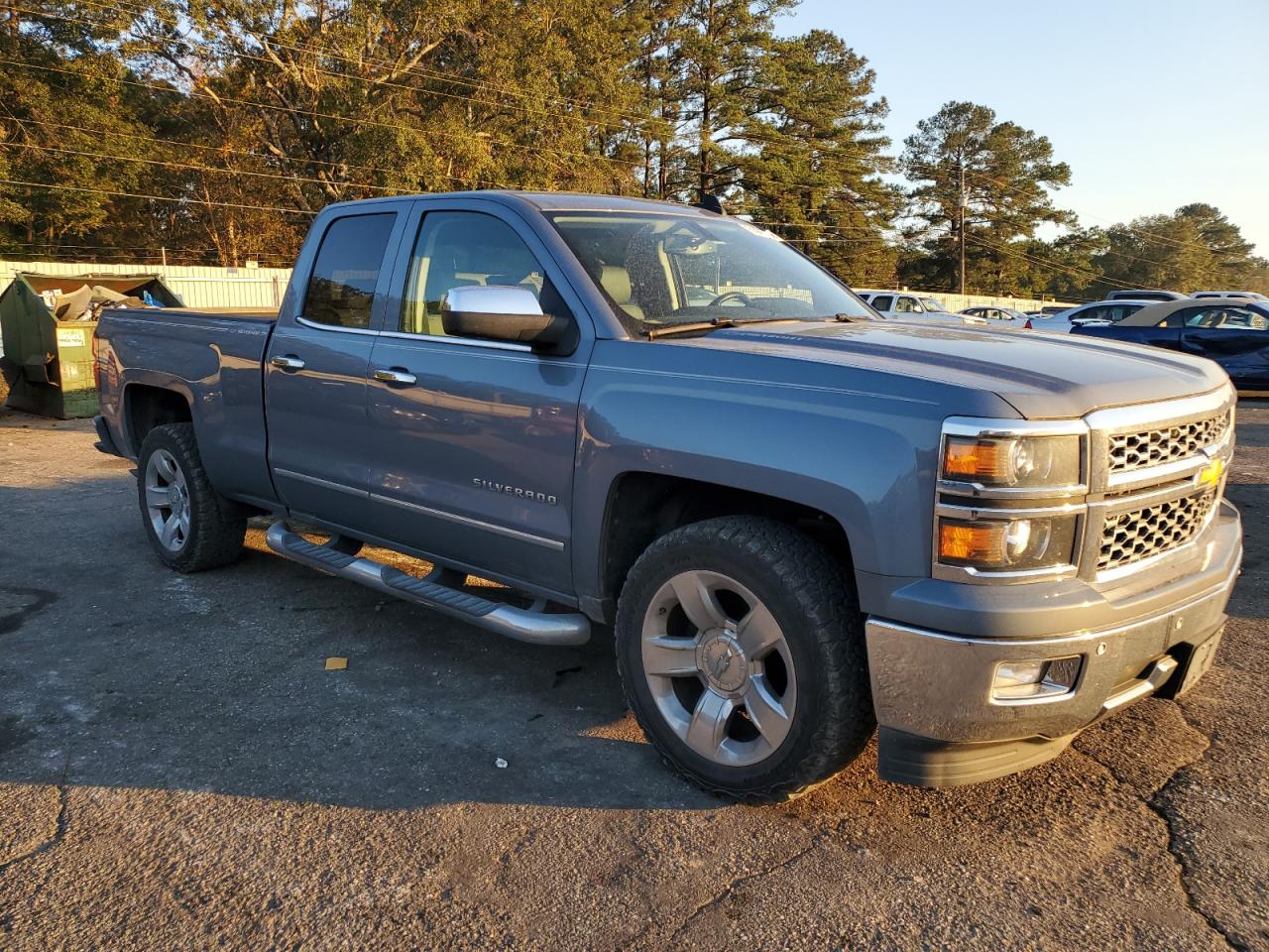 2015 Chevrolet Silverado - Image 4