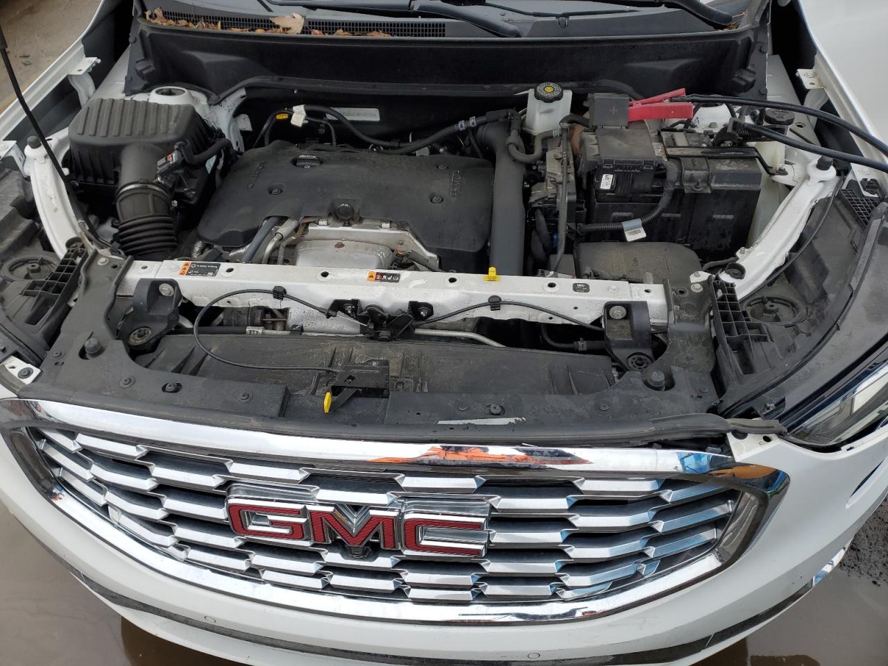 2019 GMC Terrain - Image 13