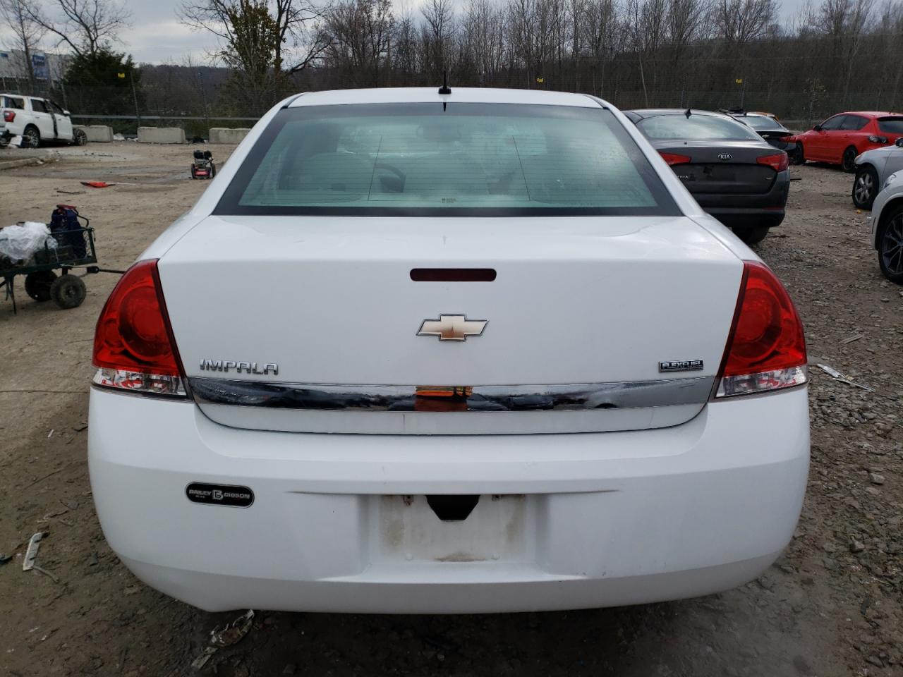 2011 Chevrolet Impala - Image 6