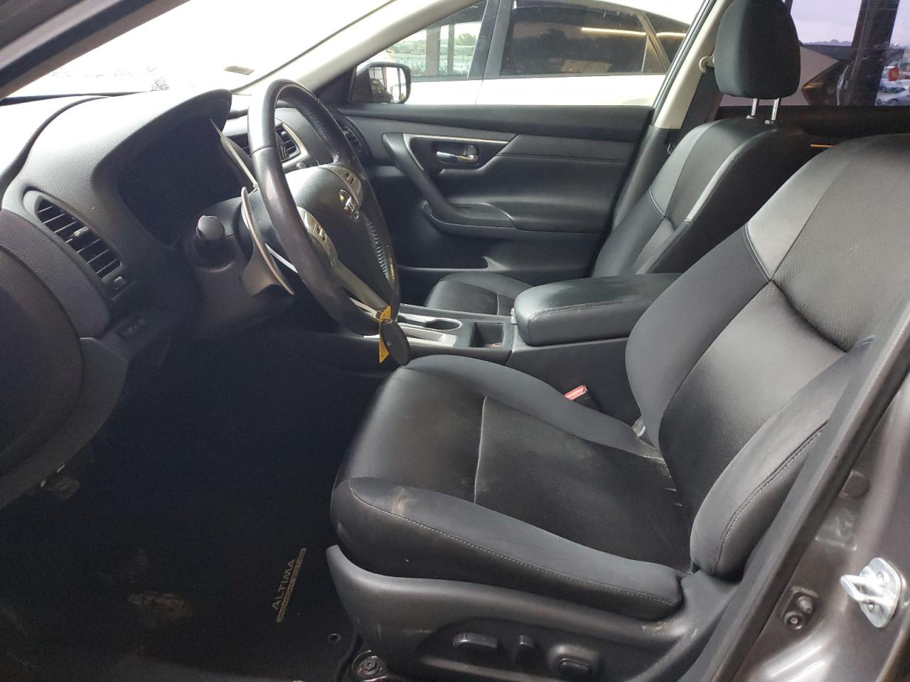 2017 Nissan Altima - Image 7