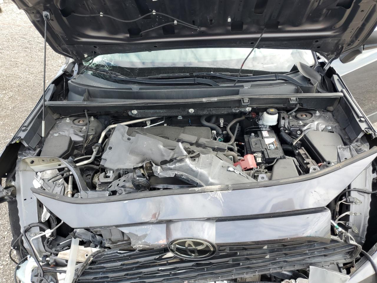 2019 Toyota RAV 4 - Image 12
