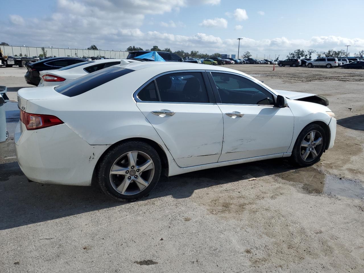 VIN JH4CU2F46DC013216 2013 ACURA TSX no.3