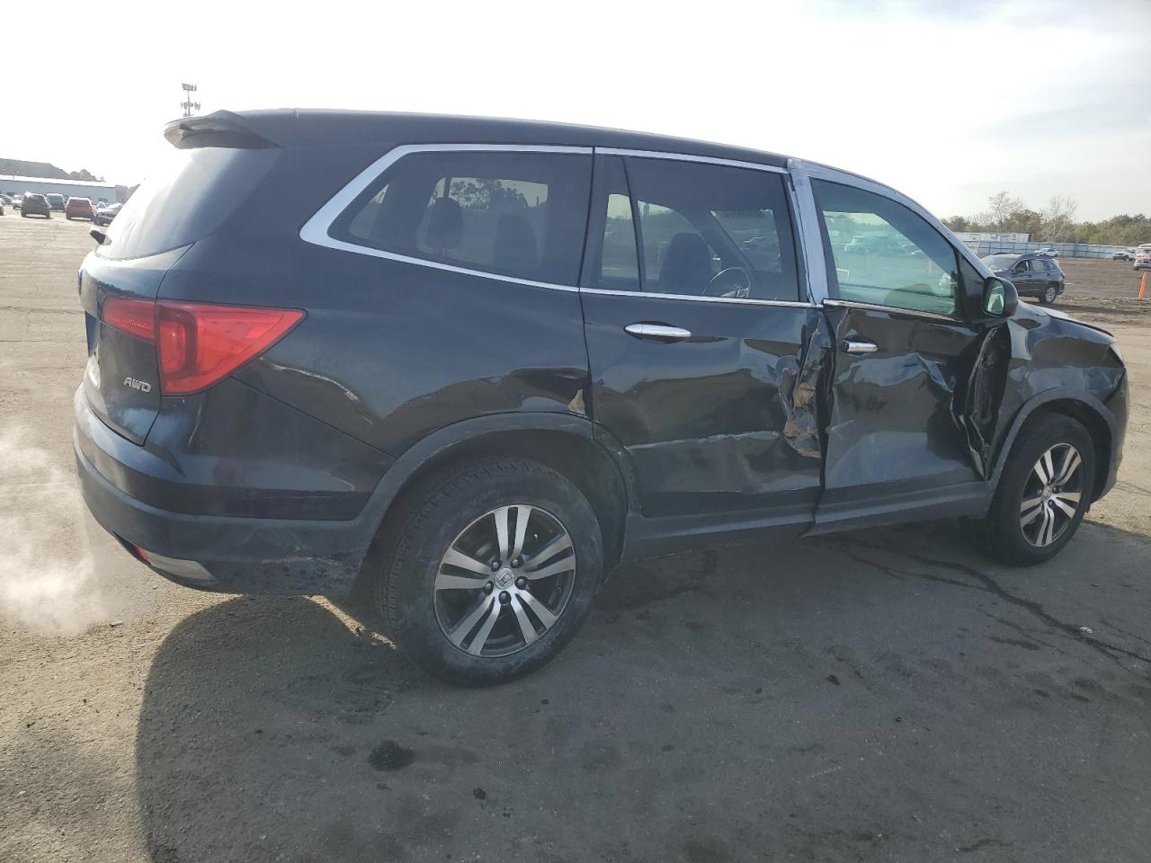 VIN 5FNYF6H58GB049978 2016 HONDA PILOT no.3