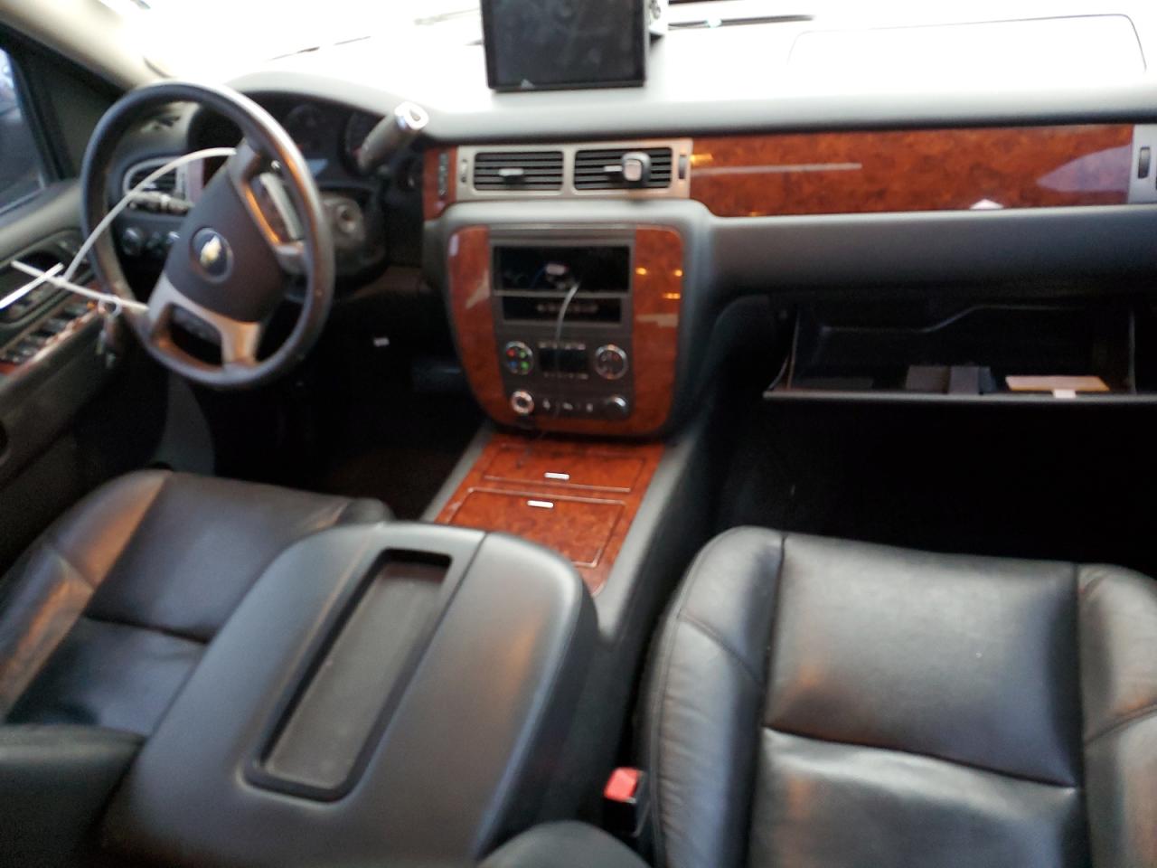 2013 Chevrolet Tahoe - Image 8