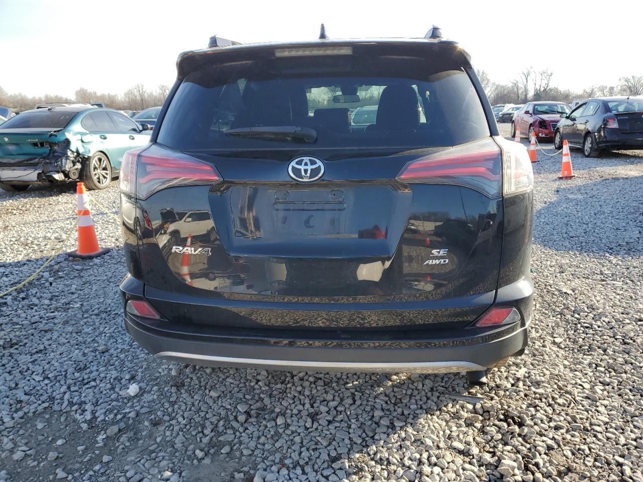 VIN 2T3JFREV8HW604057 2017 TOYOTA RAV4 no.6