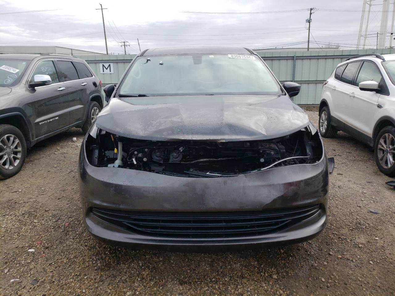 2017 Chrysler Pacifica - Image 5