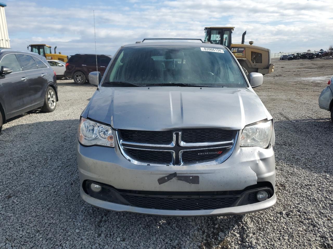 2019 Dodge Caravan - Image 5
