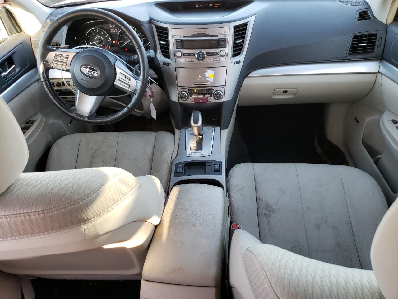 2011 Subaru Outback - Image 8