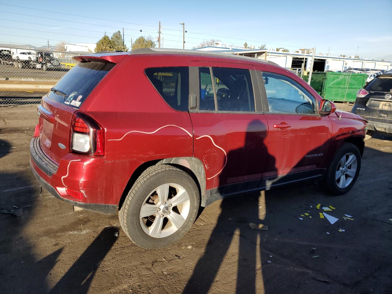 VIN 1C4NJDEB5GD598125 2016 JEEP COMPASS no.3