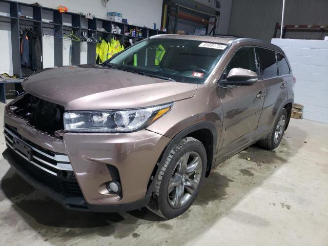  TOYOTA HIGHLANDER 2017 Złoty