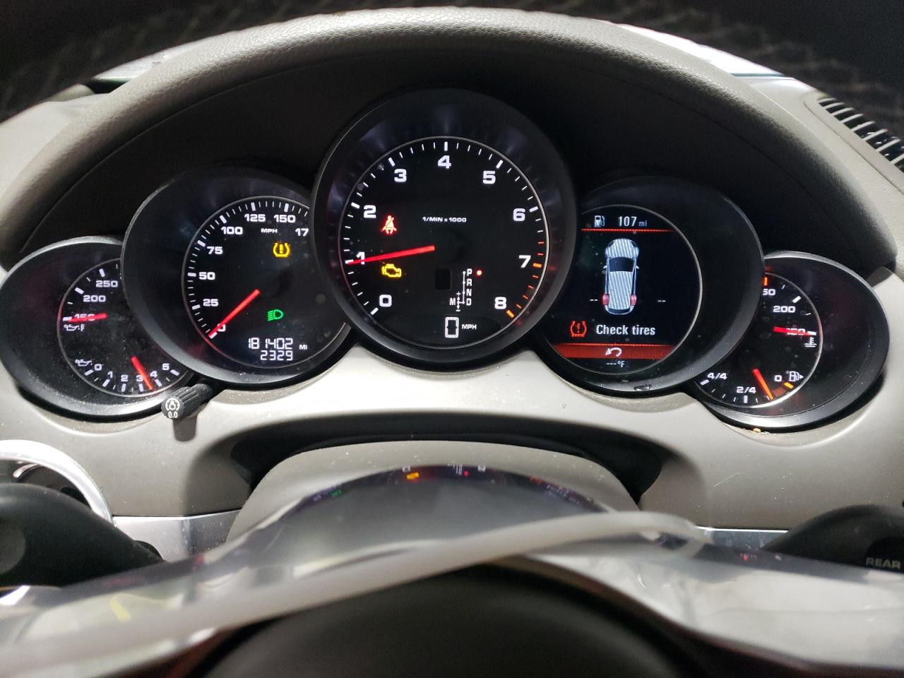2017 Porsche Cayenne - Image 9