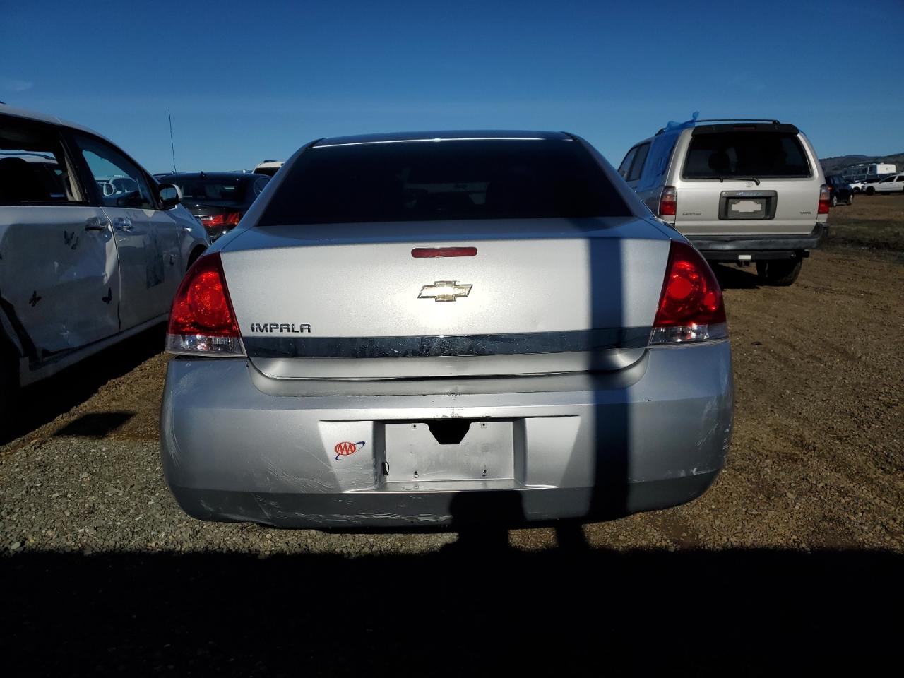2010 Chevrolet Impala - Image 6