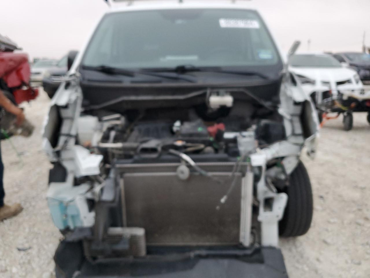 Hood and Fender Kit | NISSAN NV 2021 Hood and Fender Kit | NISSAN NV 2021