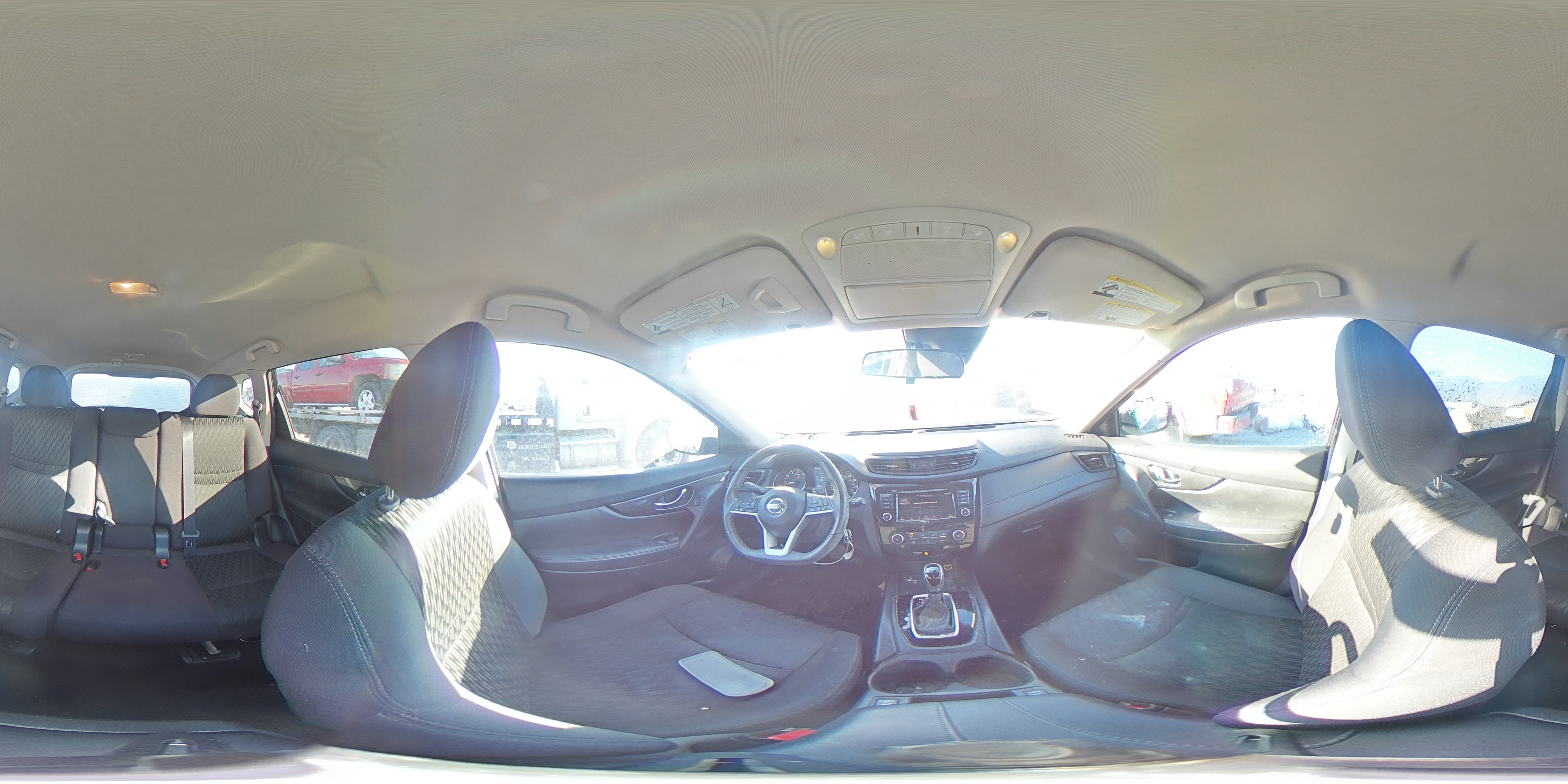 2020 Nissan Rogue - Image 14