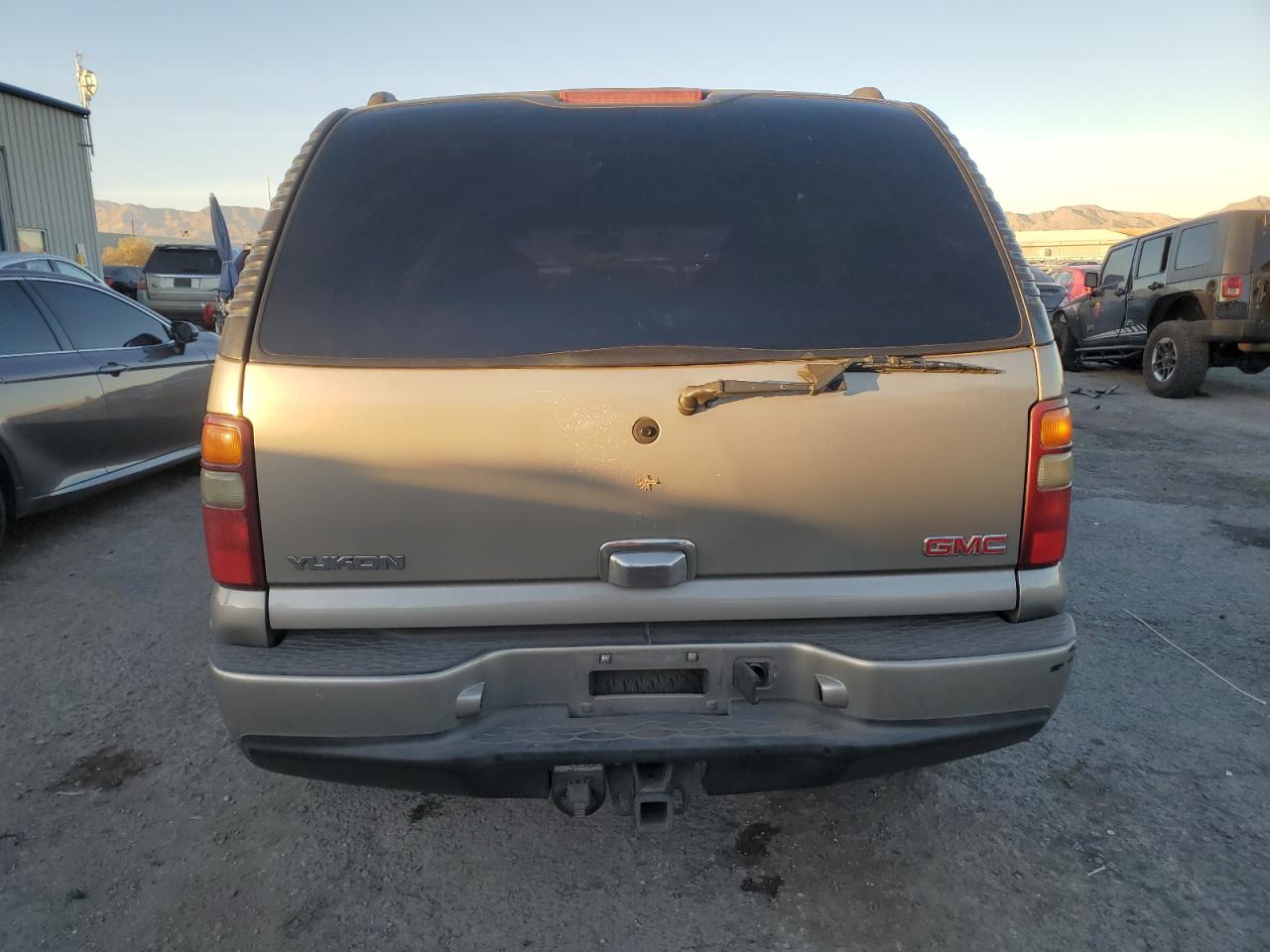 2003 GMC Yukon Denali VIN: 1GKEK63U73J172336 Lot: 85758224