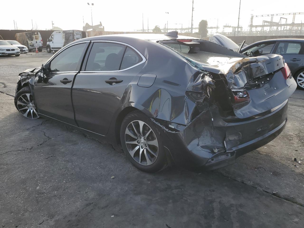 VIN 19UUB1F31GA008147 2016 ACURA TLX no.2