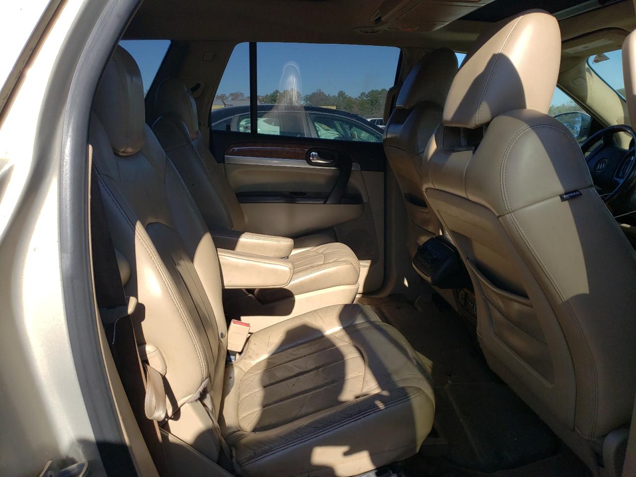 2009 Buick Enclave - Image 11