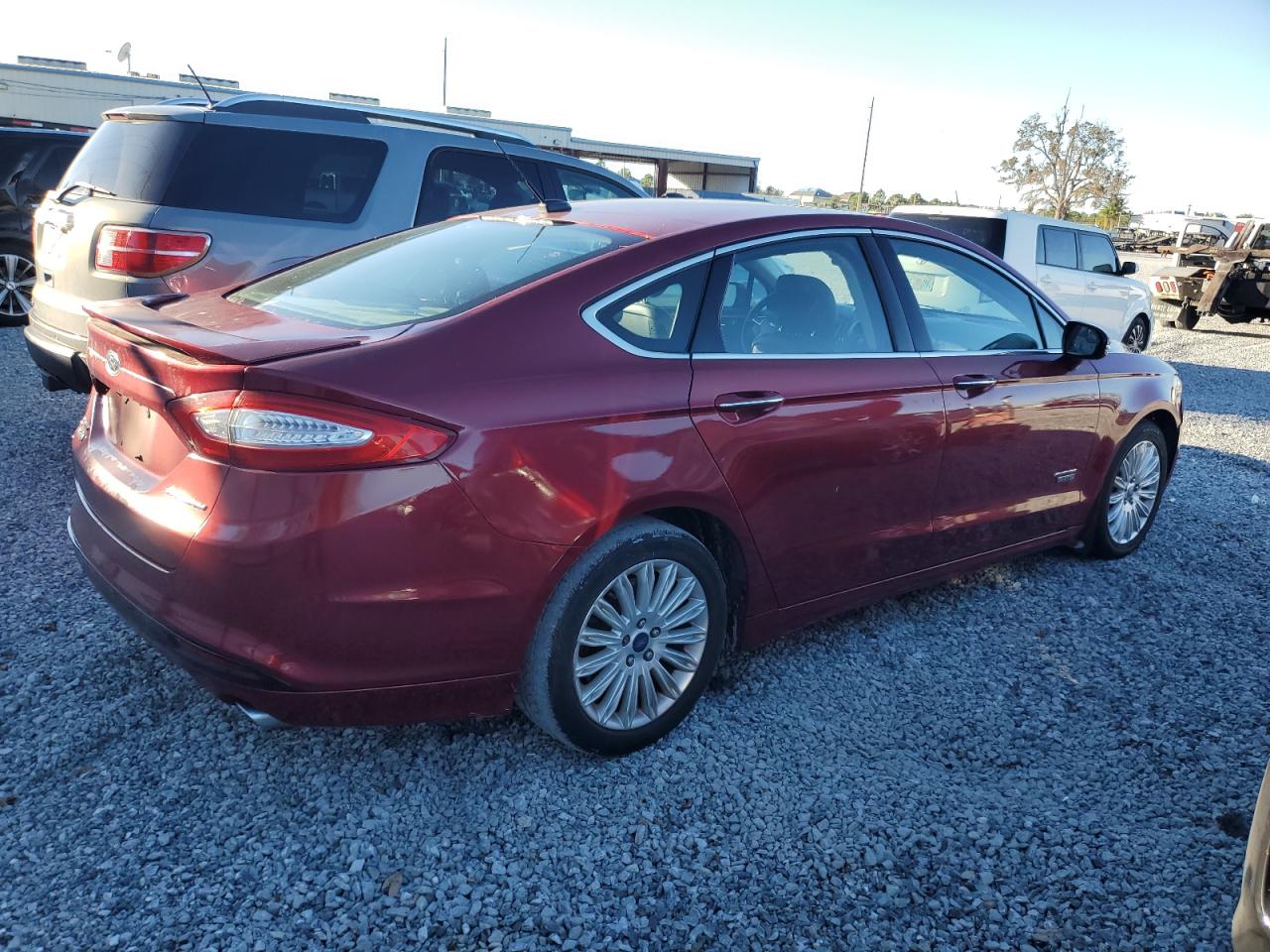 VIN 3FA6P0SU5DR282363 2013 FORD FUSION no.3