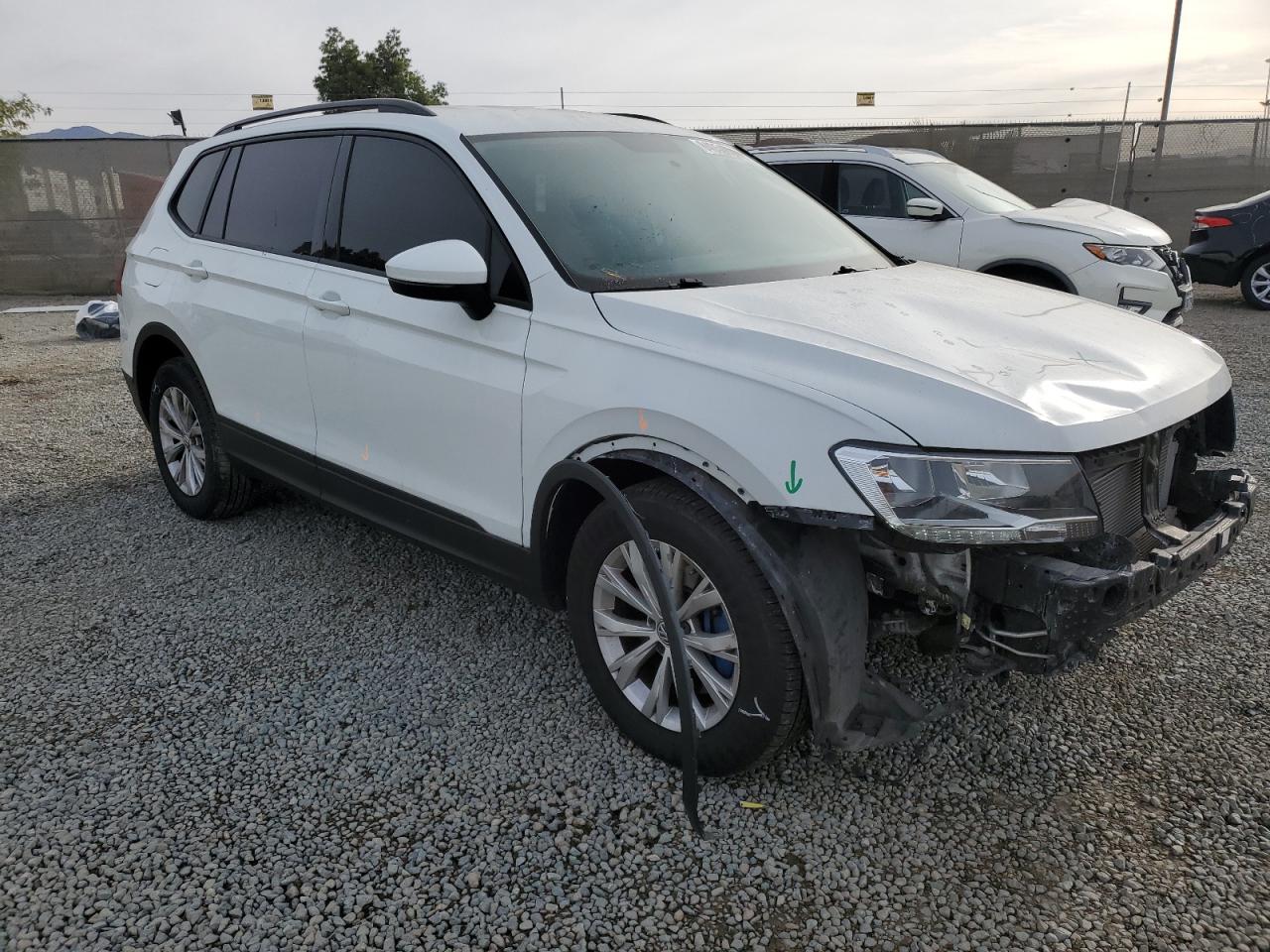 VIN 3VV1B7AX8JM065424 2018 VOLKSWAGEN TIGUAN no.4