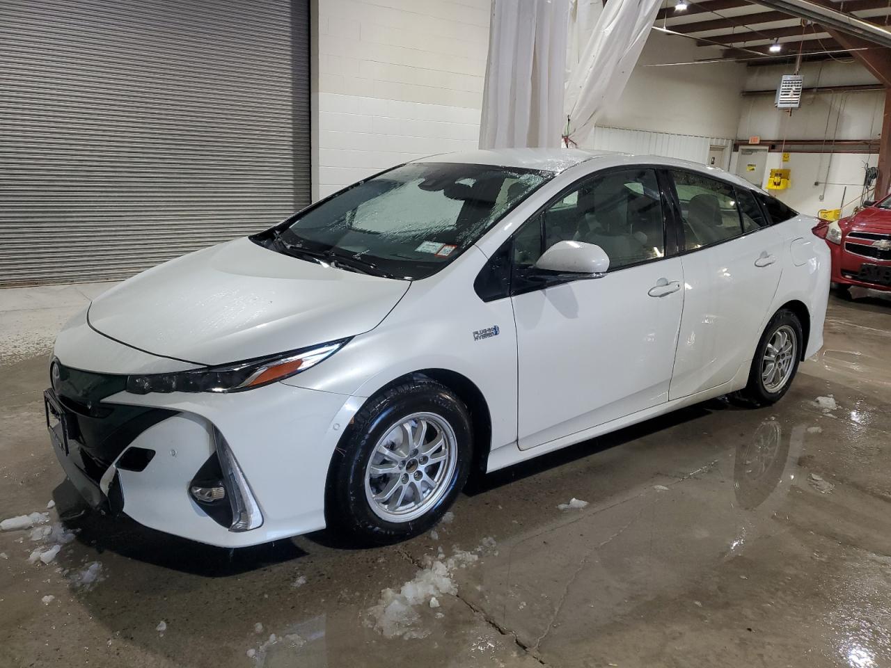 VIN JTDKARFP5H3009415 2017 TOYOTA PRIUS no.1