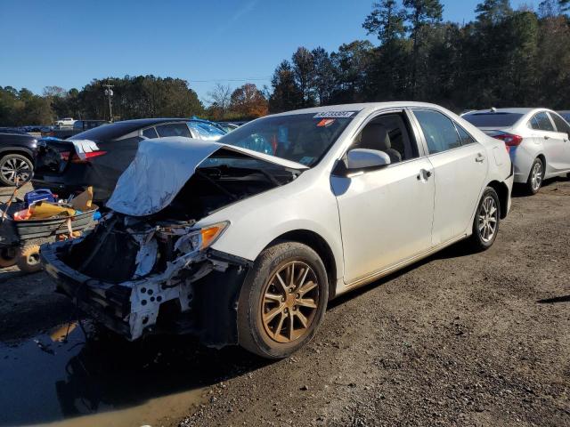  TOYOTA CAMRY 2012 Белы