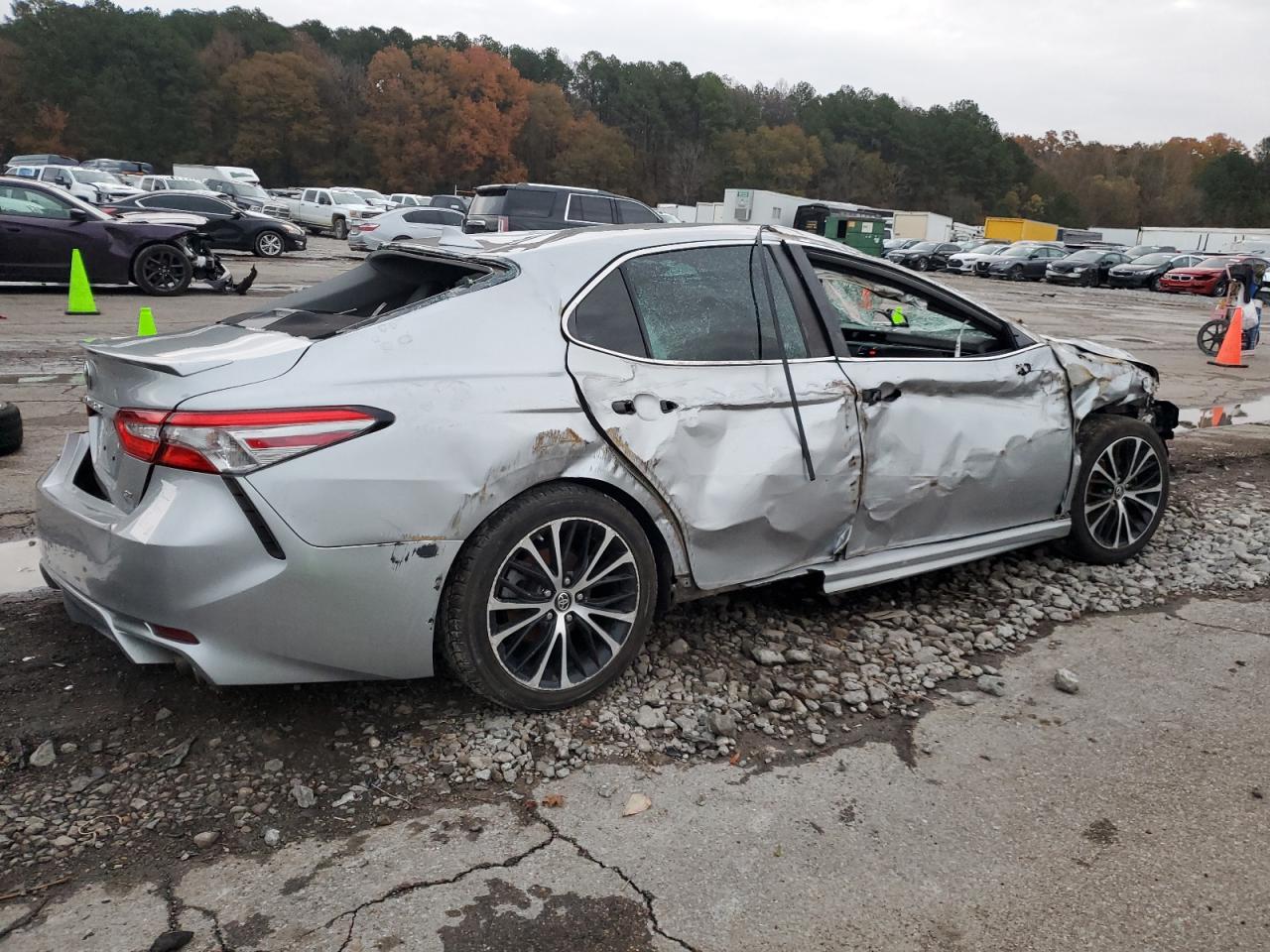 2019 Toyota Camry - Image 3