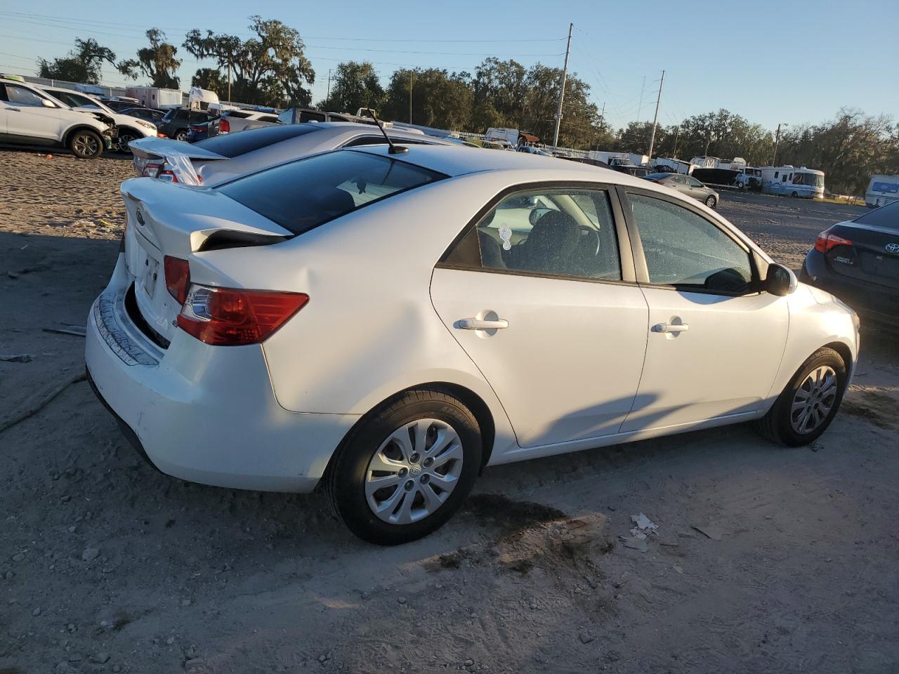 2012 Kia Forte - Image 3