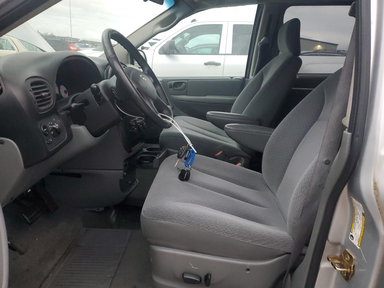 2006 Dodge Grand Caravan Sxt VIN: 2D4GP44LX6R705220 Lot: 85044214