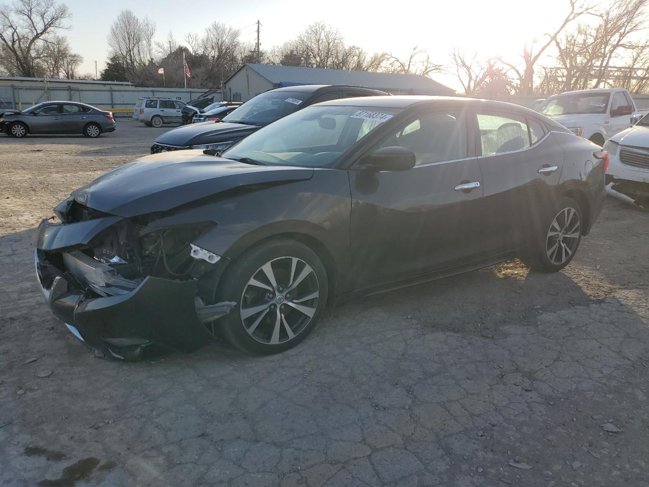 2016 Nissan Maxima 3.5S for Sale in Wichita, KS - Front End
