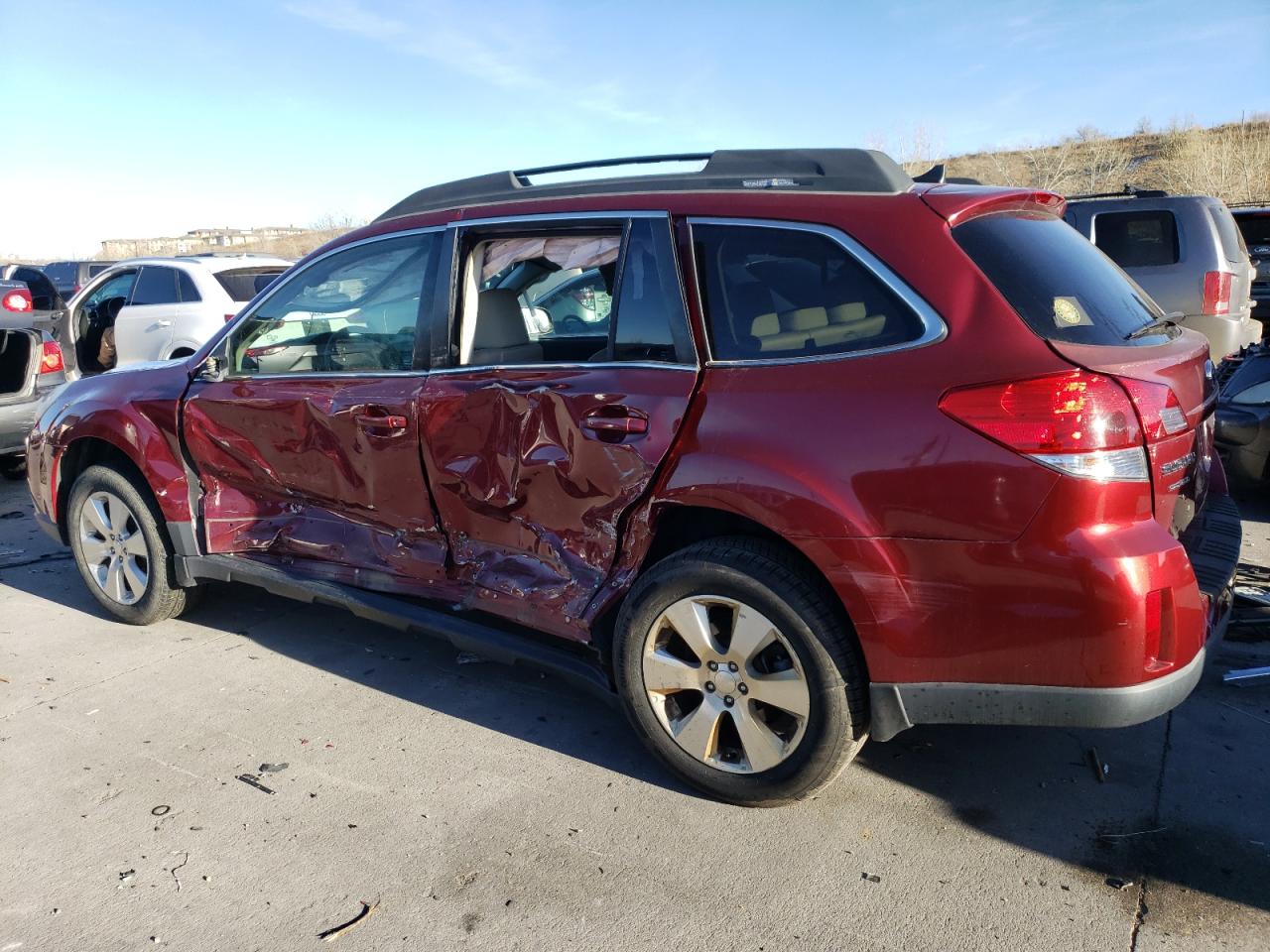2011 Subaru Outback - Image 2