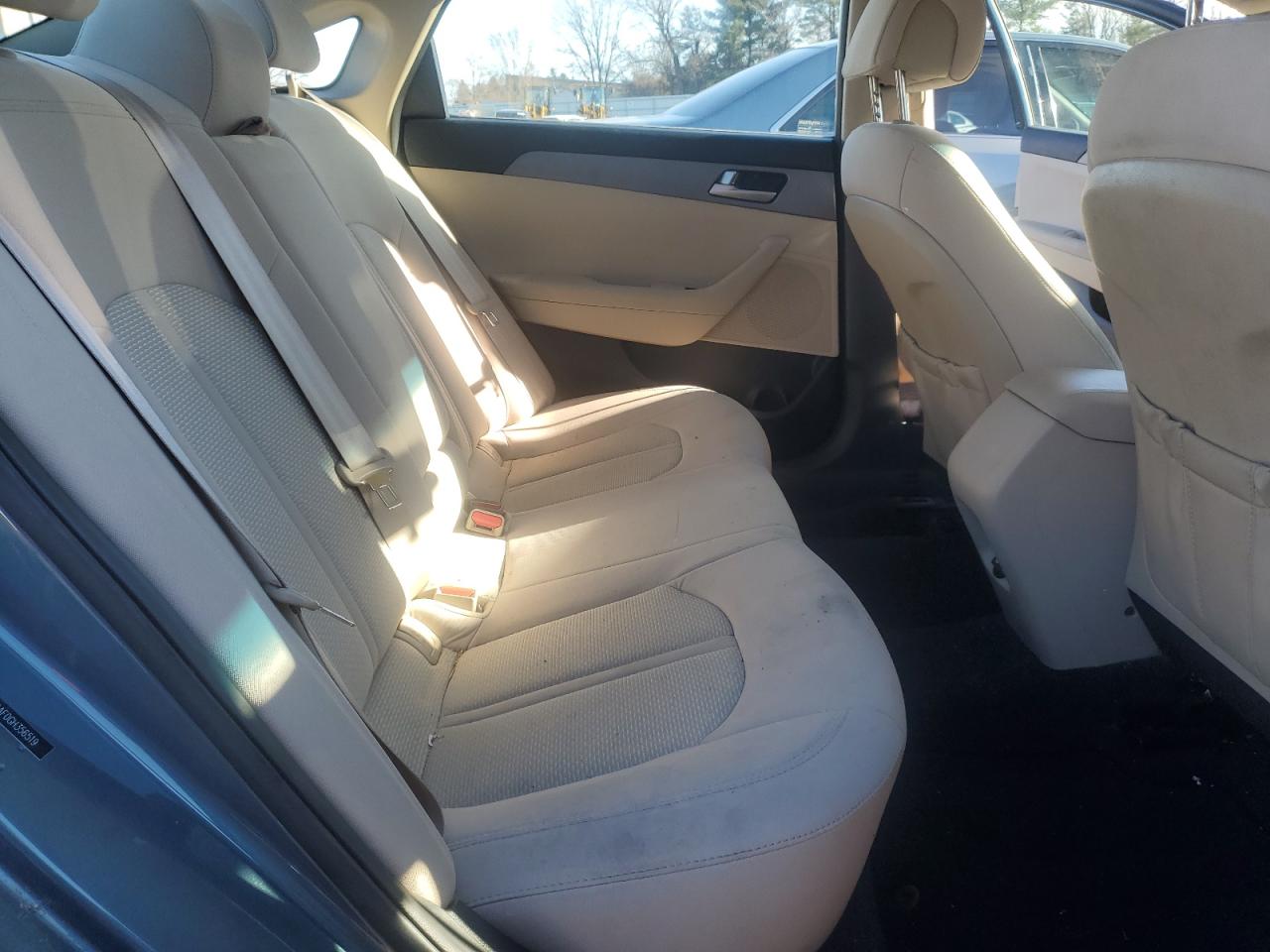 2016 Hyundai Sonata - Image 10