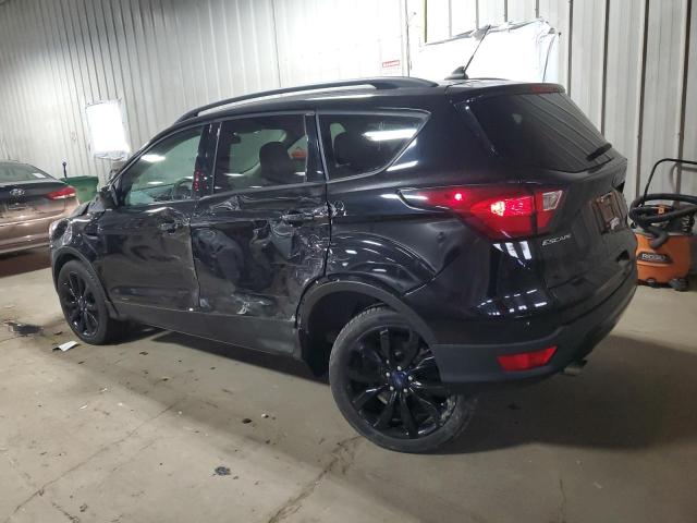  FORD ESCAPE 2019 Czarny