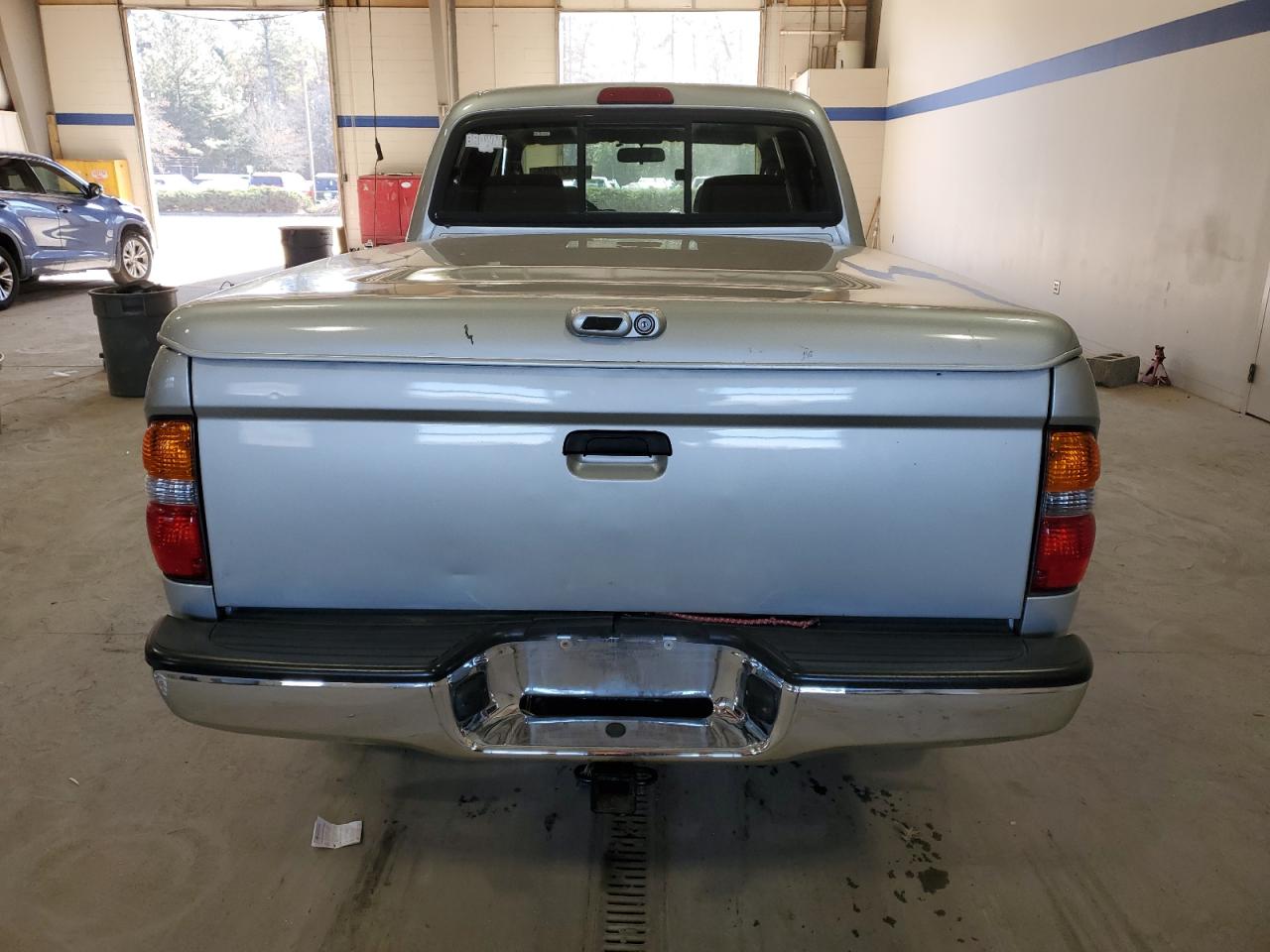 2004 Toyota Tacoma - Image 6