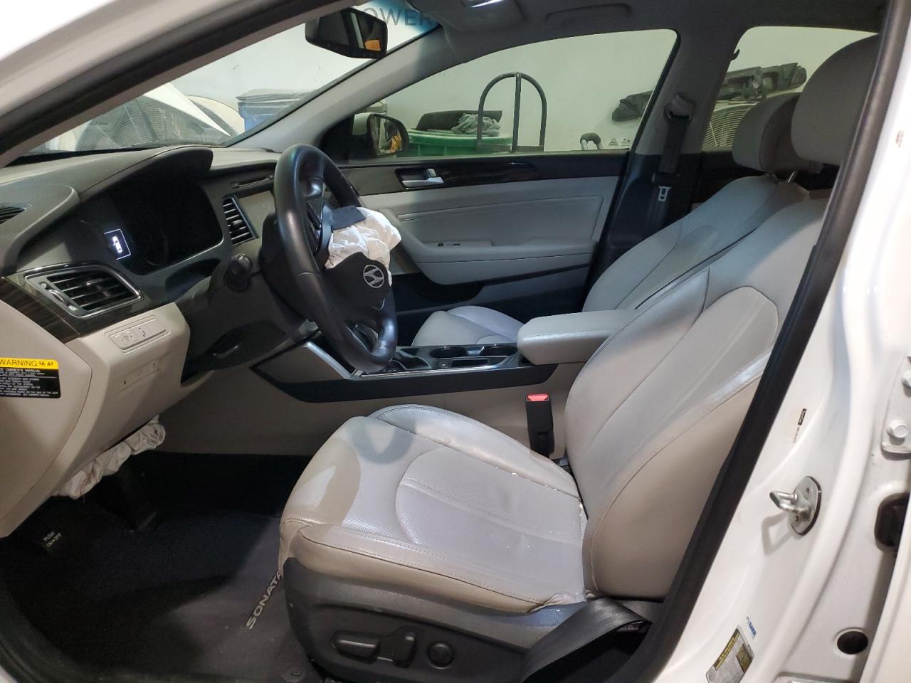 2017 Hyundai Sonata - Image 7