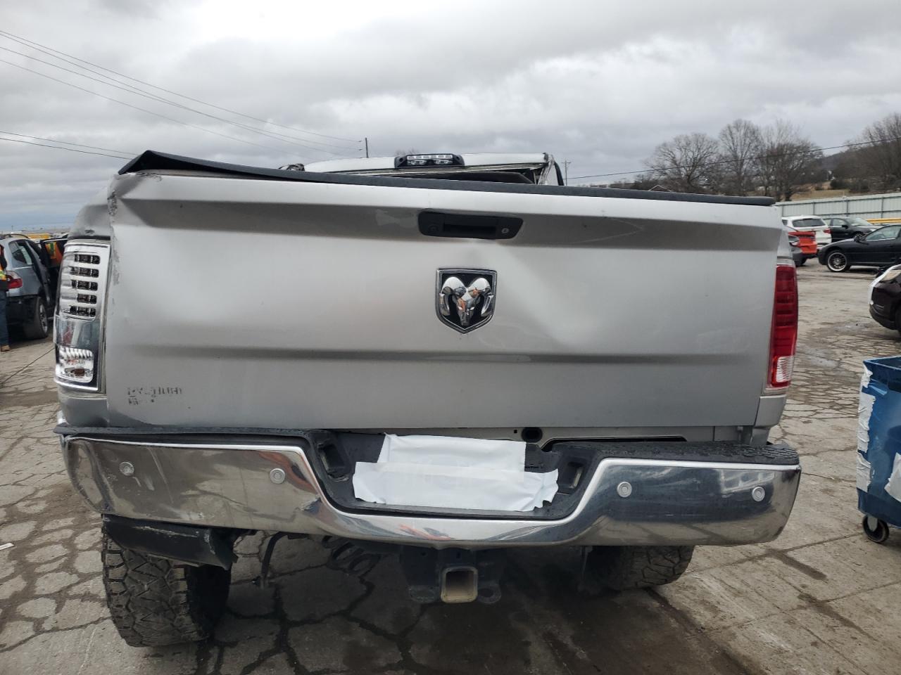 2016 RAM 2500 - Image 6