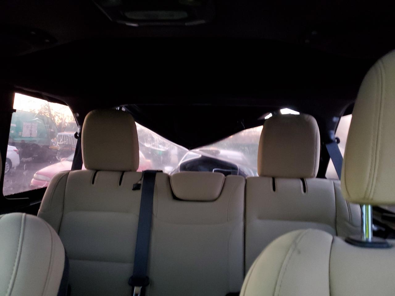 2020 Jeep Wrangler - Image 10