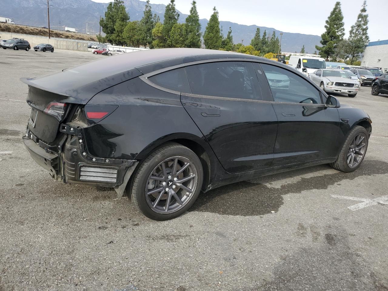 VIN 5YJ3E1EA6JF018771 2018 TESLA MODEL 3 no.3