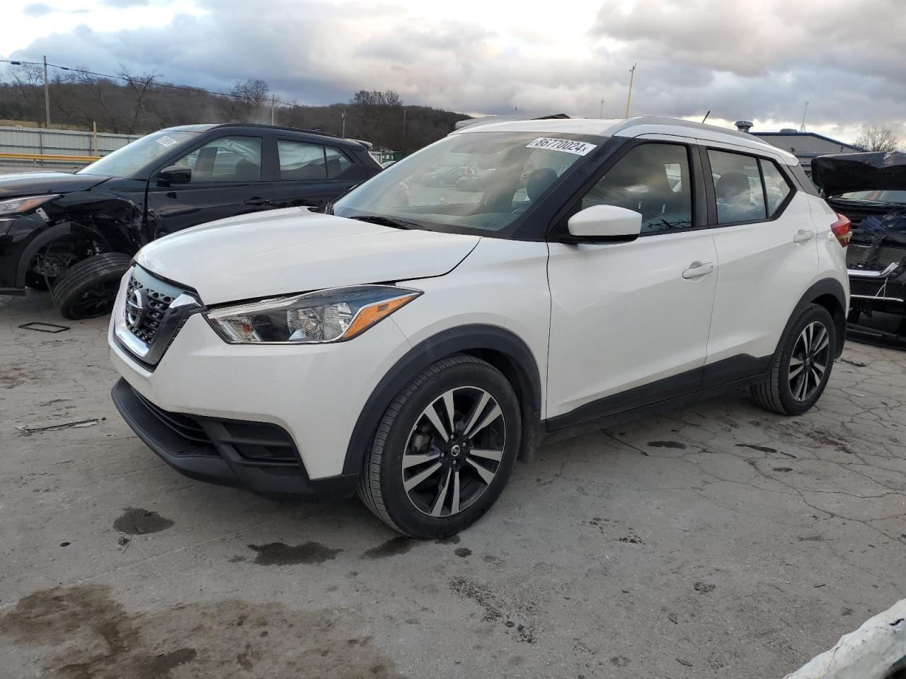 VIN 3N1CP5CU0KL472065 2019 NISSAN KICKS no.1