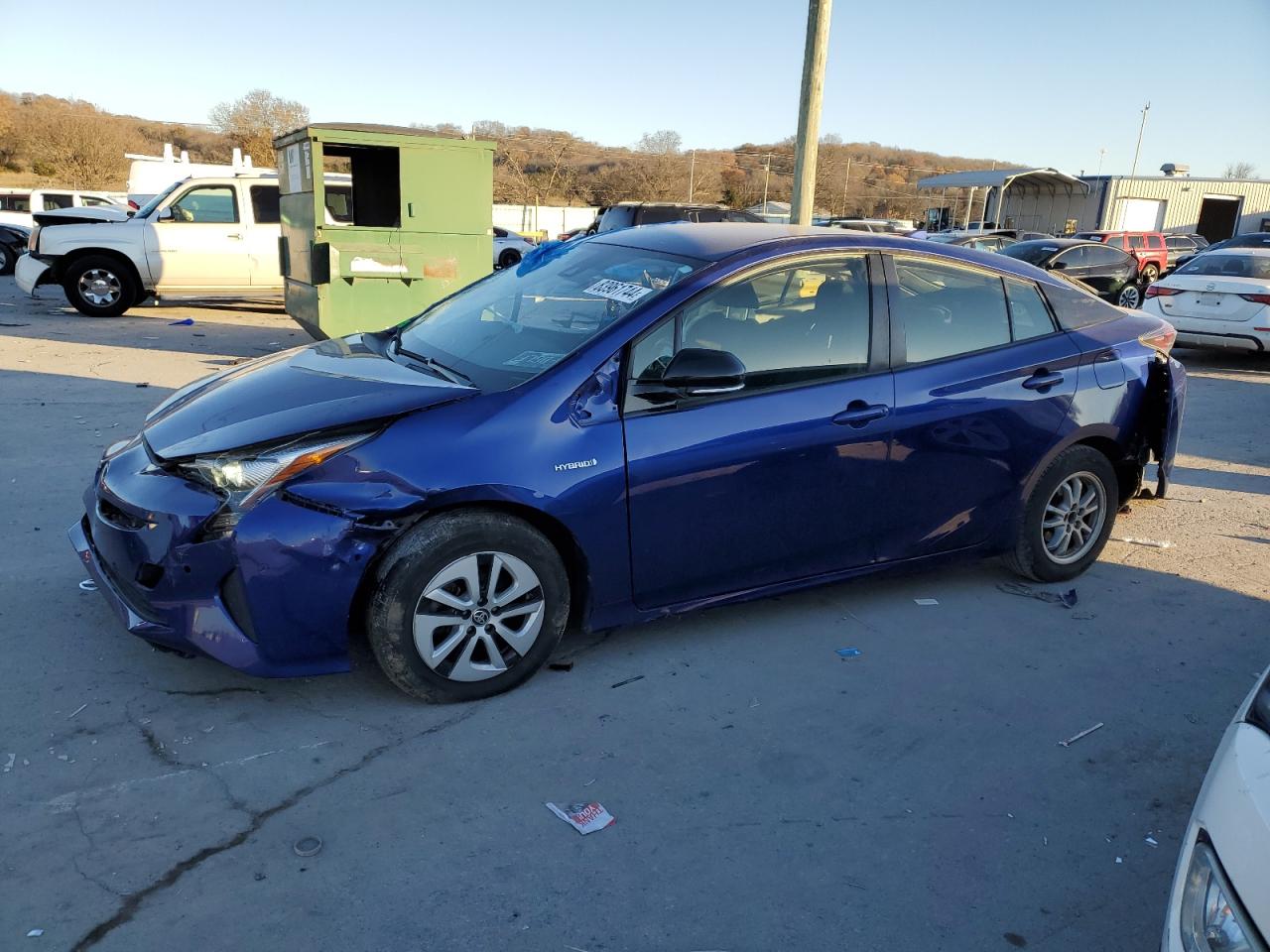 2017 TOYOTA PRIUS